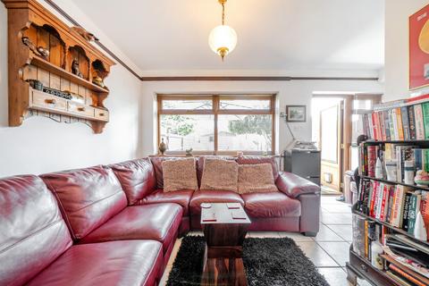 3 bedroom terraced house for sale, Worcester Close, Mitcham CR4