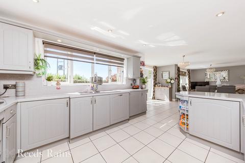 5 bedroom detached house for sale, Oak Drive, Stoke-on-Trent ST7