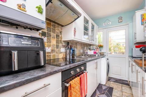 78 Tudor Drive, Morden, SM4 4PF