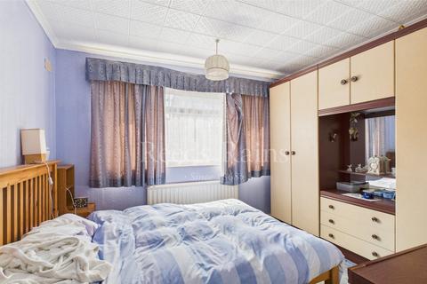3 bedroom bungalow for sale, Harold Road, Kent DA2