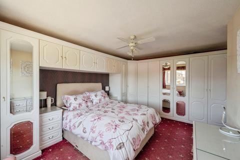 3 Hennings Close, Doncaster, DN4 7SA