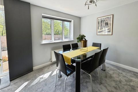 5 bedroom detached house for sale, Wittersham Rise, East Sussex TN38