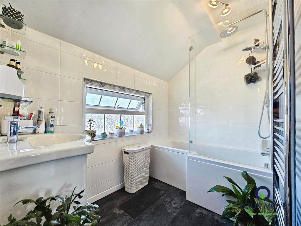 Bathroom/Wc
