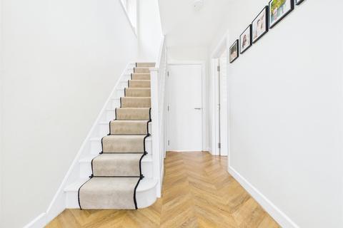 3 Tyfield Close, Cheshunt, Waltham Cross, EN8 8QP