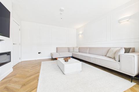 3 Tyfield Close, Cheshunt, Waltham Cross, EN8 8QP