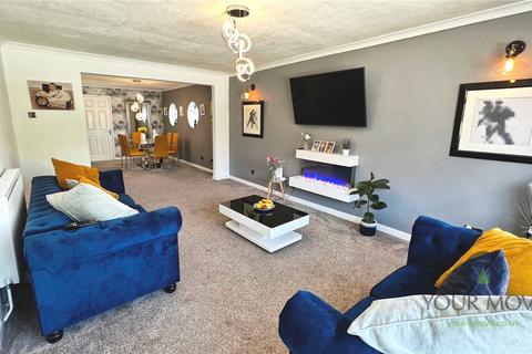 3 bedroom bungalow for sale, Old Brook Close, Oldham OL2