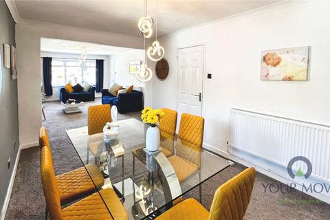 3 bedroom bungalow for sale, Old Brook Close, Oldham OL2