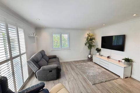 Flat 7, Knole House Adams Close, Surbiton, KT5 8LB