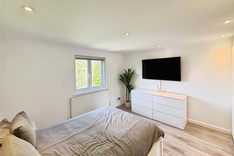 Flat 7, Knole House Adams Close, Surbiton, KT5 8LB