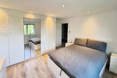 Flat 7, Knole House Adams Close, Surbiton, KT5 8LB