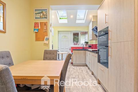 52 Balfour Road, Bentley, Doncaster, DN5 0NW