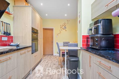 52 Balfour Road, Bentley, Doncaster, DN5 0NW