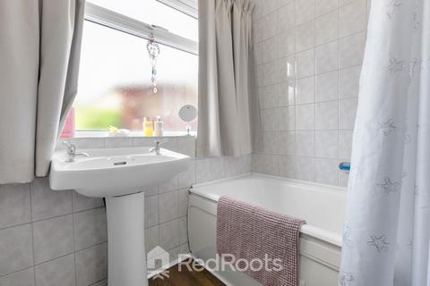 26 Brompton Road, Sprotbrough, Doncaster, DN5 7LL