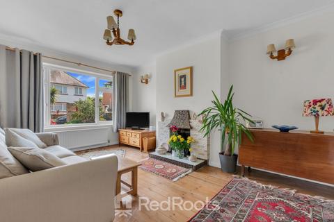 26 Brompton Road, Sprotbrough, Doncaster, DN5 7LL