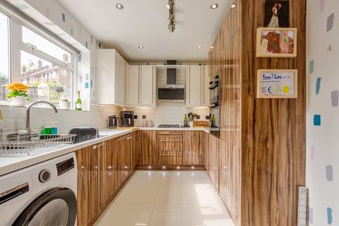 1 Beddington Green, Orpington, BR5 2TQ