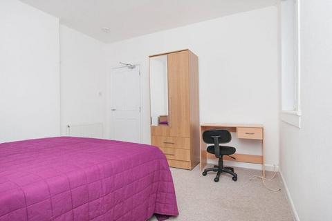 undefined, 0015L – Pennywell Road, Edinburgh, EH4 4HB