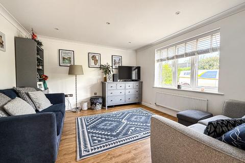 21 Hardys Close, Bathpool, Taunton, TA2 8FQ