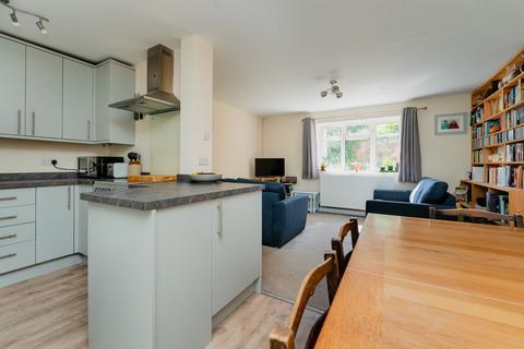 11 Snows Estate, Sandford, Crediton, EX17 4NJ