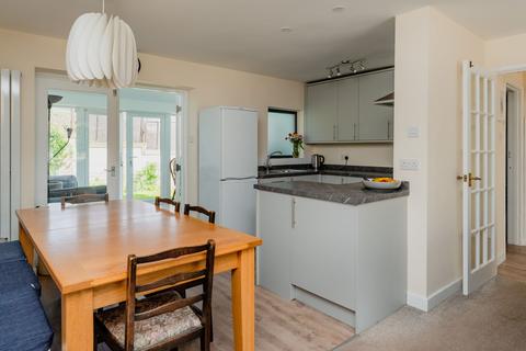 11 Snows Estate, Sandford, Crediton, EX17 4NJ