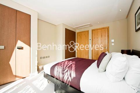 1 bedroom apartment to rent, Kensington Church Street, Kensington W8