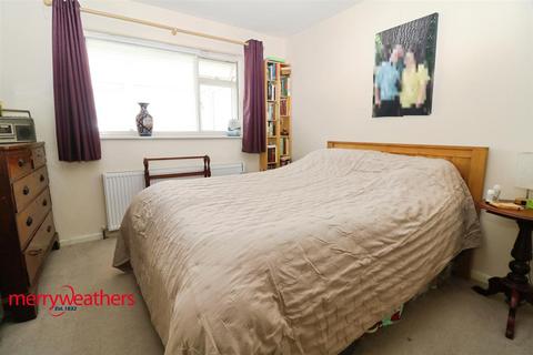23 Benton Way, Kimberworth, Rotherham, S61 1QD