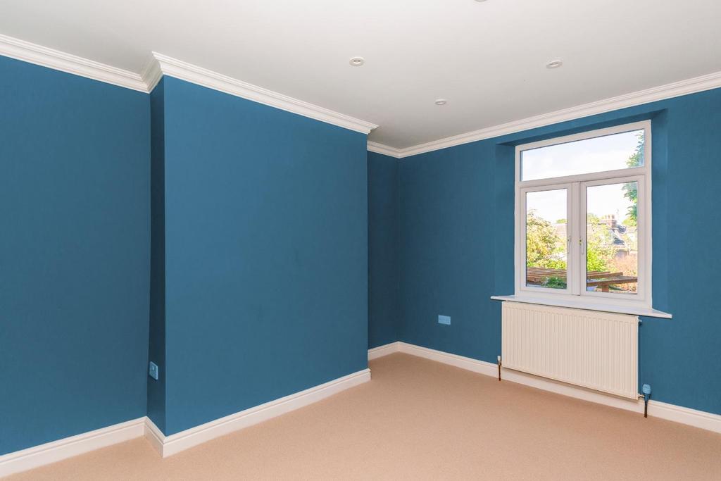 G0 F3 BRSA - Bedroom F.jpg