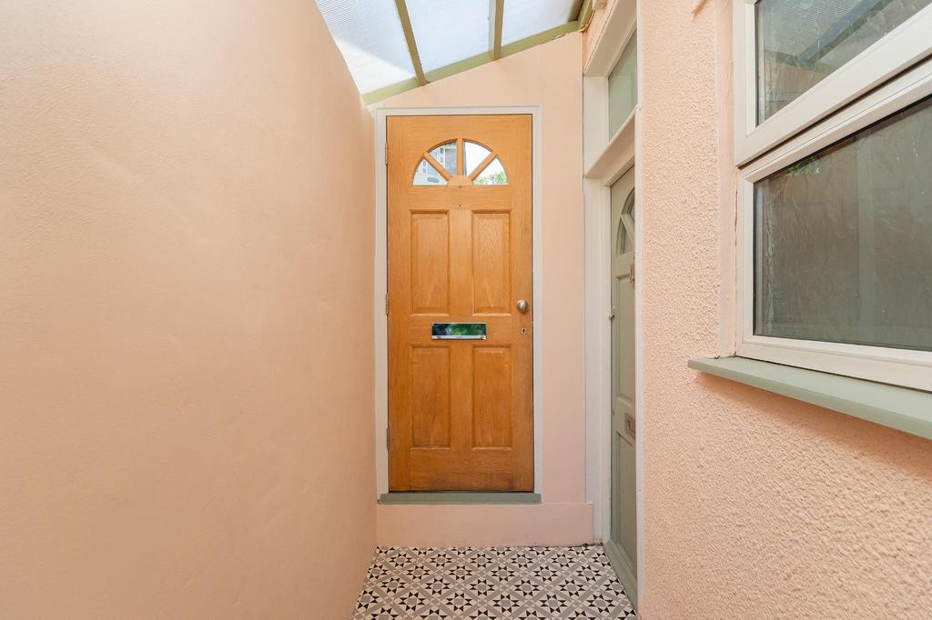 G0 F3 BRSA - Porch C.jpg