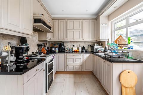 undefined, ELMCROFT DRIVE, CHESSINGTON, KT9
