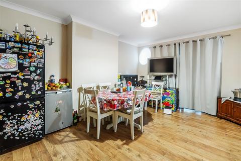 undefined, ELMCROFT DRIVE, CHESSINGTON, KT9