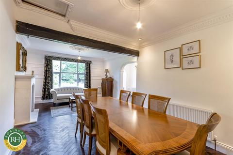 3 bedroom semi-detached bungalow for sale, Bawtry Road, Doncaster