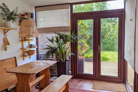 72 Lillechurch Road, Dagenham, RM8 2DZ
