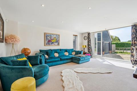 5 bedroom detached house for sale, High Street, Upton, OX11