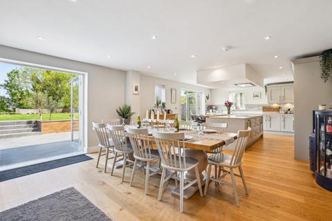 5 bedroom detached house for sale, High Street, Upton, OX11