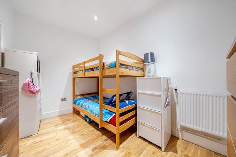 3 bedroom apartment for sale, Seager Place, London