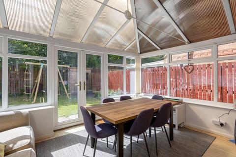 25 Redbarn Drive, York, YO10 3JD