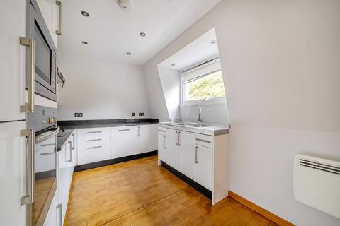 2 bedroom flat for sale, Muswell Hill Road, Highgate, London, N6
