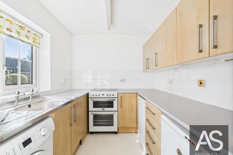 1 bedroom flat for sale, Rue De Bayeux, Battle, TN33