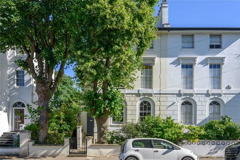 15 Furlong Road, London, N7 8LS