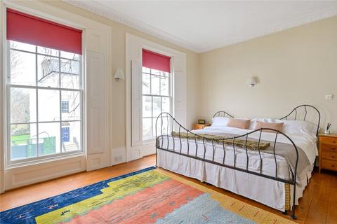 15 Furlong Road, London, N7 8LS