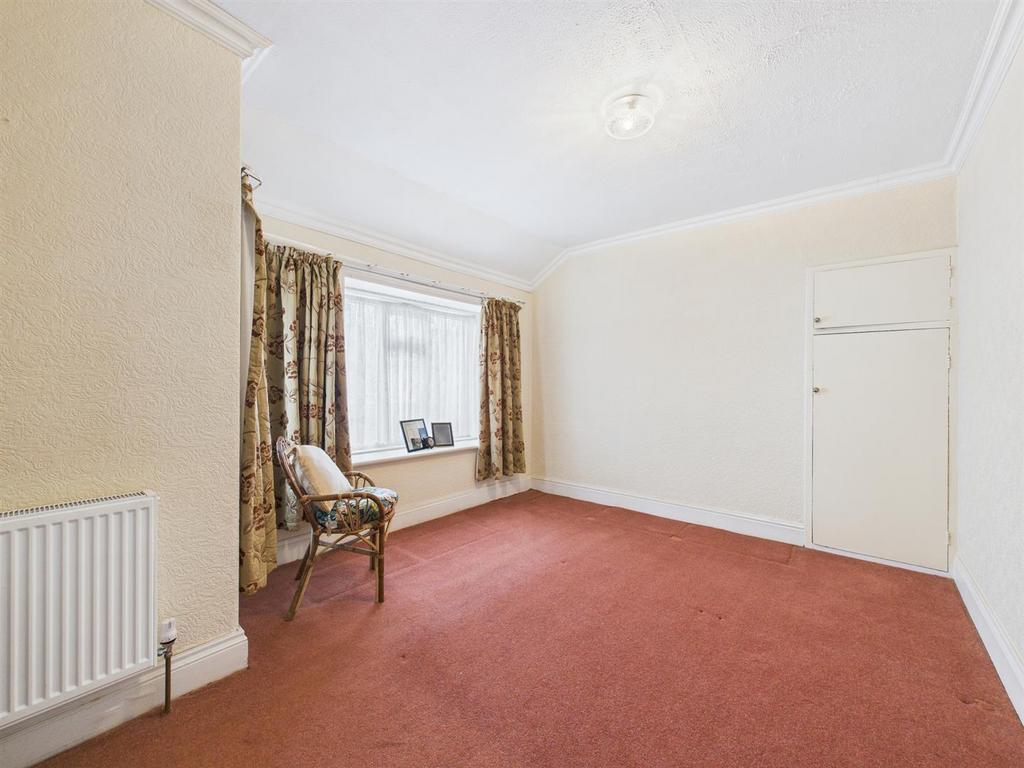 Bedroom: