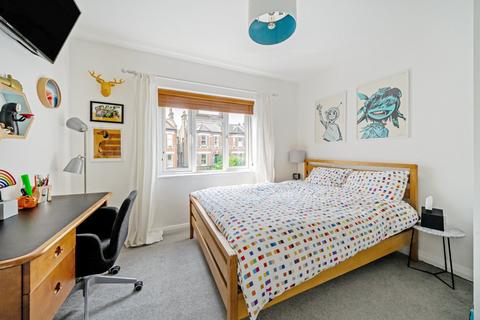 21 Downs Road, Beckenham, BR3 5JY