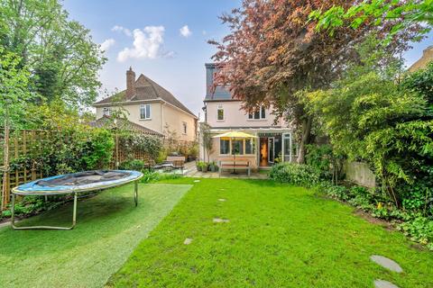 21 Downs Road, Beckenham, BR3 5JY
