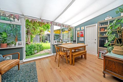 21 Downs Road, Beckenham, BR3 5JY