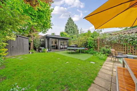 21 Downs Road, Beckenham, BR3 5JY