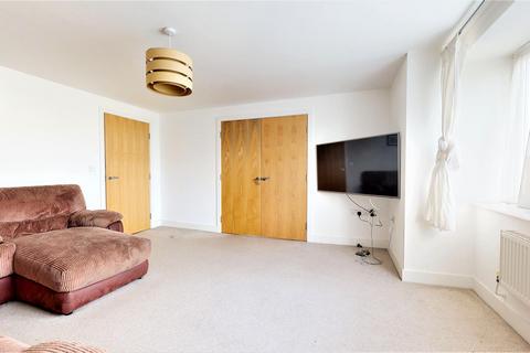2 bedroom flat for sale, Ridgemount Gardens, Whitchurch