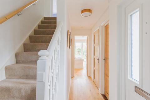 91 Clover Ground, Bristol, BS9 4UL