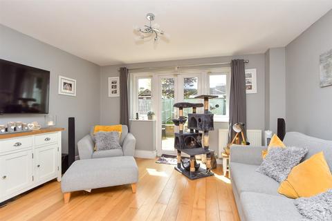 3 bedroom terraced house for sale, Lloyd Drive, Sittingbourne ME10