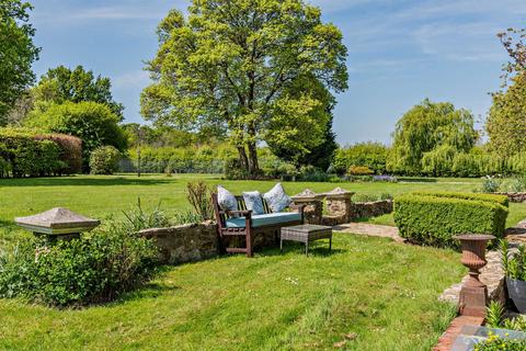 8 bedroom equestrian property for sale, Coneyhurst Road, Billingshurst, West Sussex