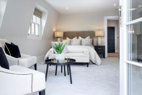 2 bedroom flat for sale, Winkfield Park, Winkfield Row, Berkshire, RG42