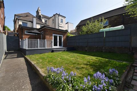 3 bedroom semi-detached house for sale, Victoria Avenue, Hastings
